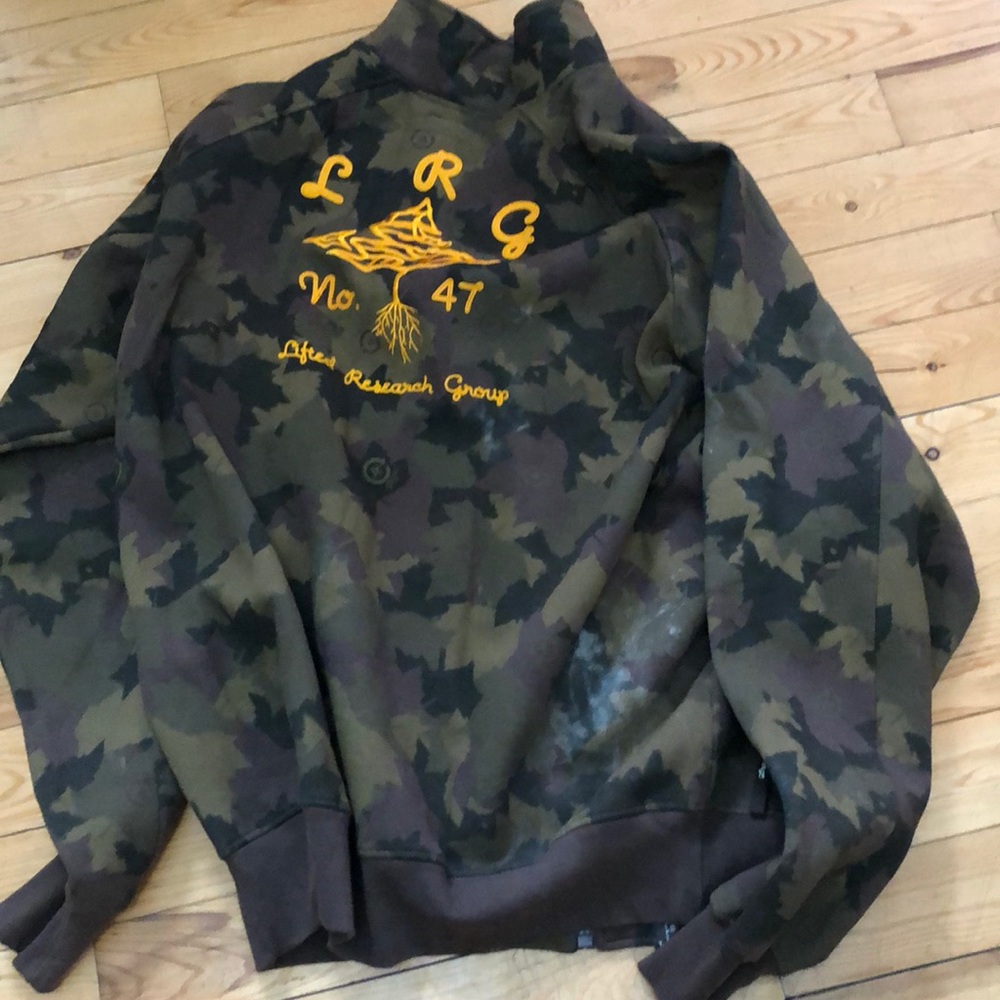 Clothes - Picture 2 of 2